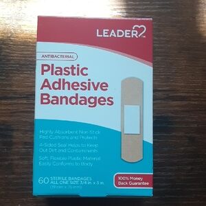 Leader Plastic Adhesive Bandages